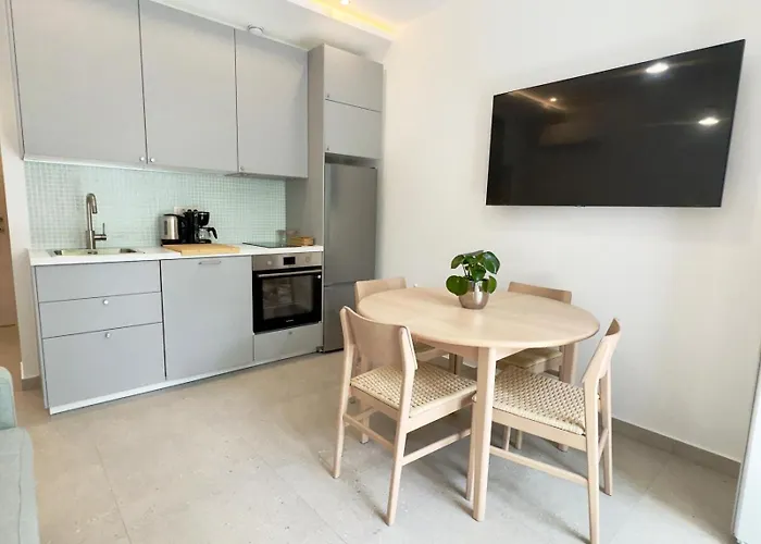 17 Pines Premium * Makarska