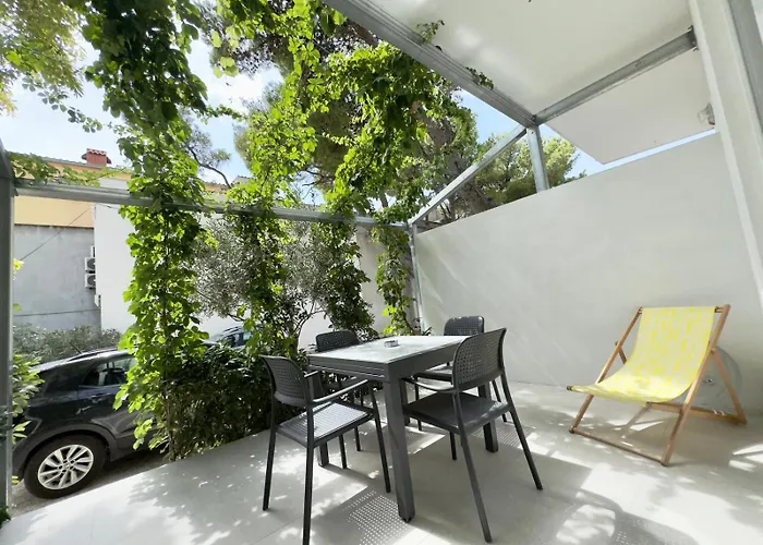 17 Pines Premium Apartman *